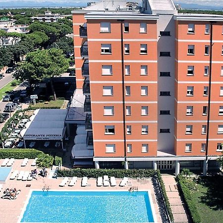 Apartmán Residenza Alisei Lignano Sabbiadoro Exteriér fotografie